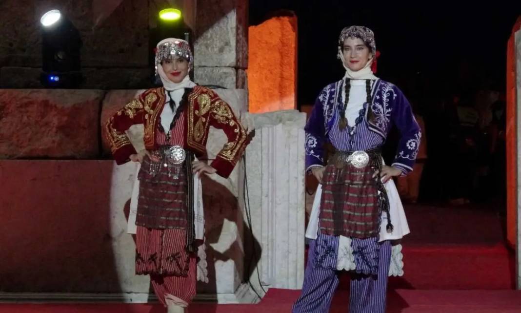 Antik Ruhla Modern Ezgiler: Kibyra’da Kültürel Defile Göz Kamaştırdı 5